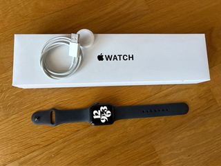 Apple Watch SE (1ª Generación) 40mm