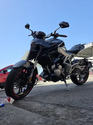 Zontes 310R Moto Naked Negra