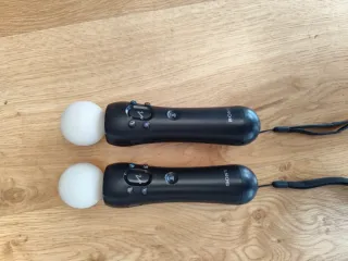 PlayStation 3 + accesorios SingStar y Buzz