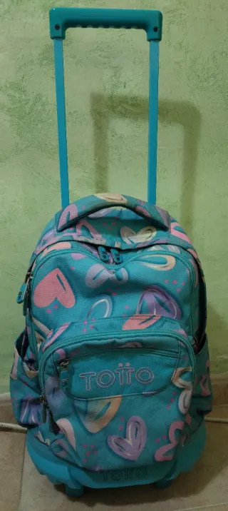 Mochila Totto con ruedas, para niña de primaria.
