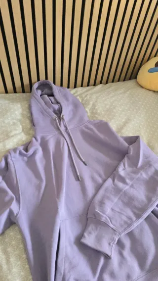 Sudadera morada Pull&Bear