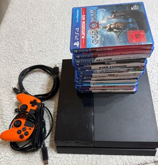 Consola PS4 + Mando + 12 Juegos