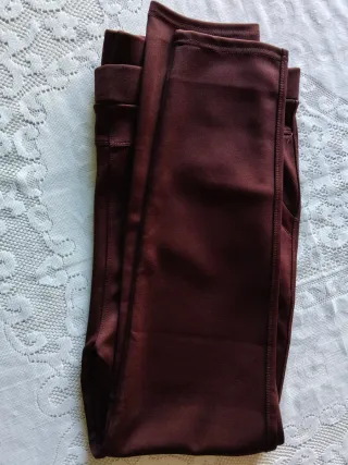 Conjunto Blusa Estampada y Pantalón Marrón Talla M