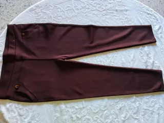 Conjunto Blusa Estampada y Pantalón Marrón Talla M
