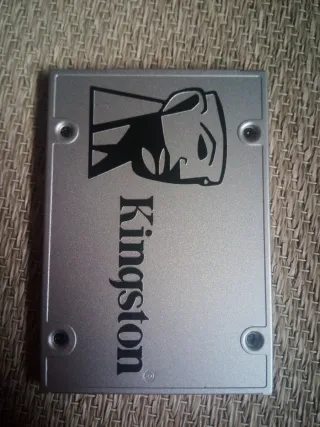 2 Discos SSD Kingston 120 GB