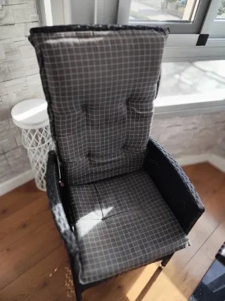 Mesa y dos sillones Exterior Ratán