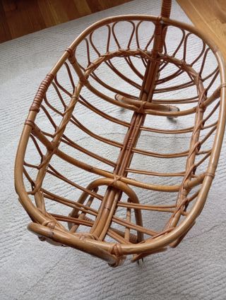 Pequeño moisés/cuna bambú, ruedas y dosel. Reborn