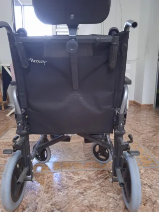 Silla de ruedas nueva