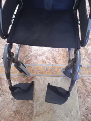 Silla de ruedas nueva