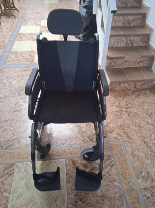 Silla de ruedas nueva