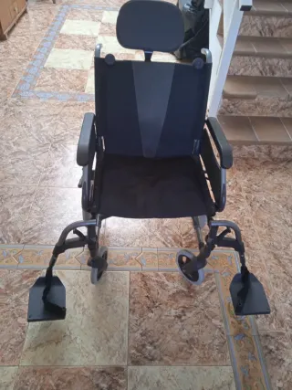 Silla de ruedas nueva