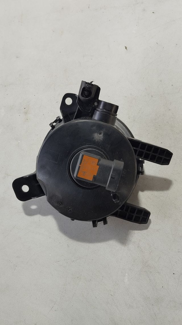 BMW Serie 1 Antiniebla