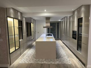 Cocina Lujo Completa con Isla Central - Seminueva