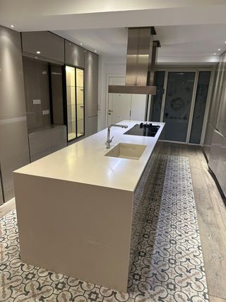 Cocina Lujo Completa con Isla Central - Seminueva