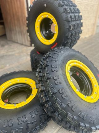 Llantas Beadlock y Neumáticos Quad