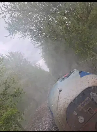 Busco trabajo de tractorista/maquinista