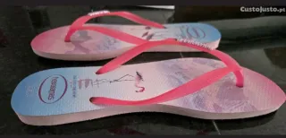 Chinelos Havaianas novos