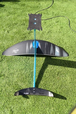 F-One Gravity 2200 + Estabilizador