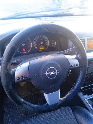 Opel Vectra 2004