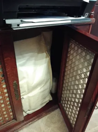 Mueble auxiliar clásico  vintage