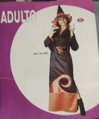 Disfraz de bruja y vampiro