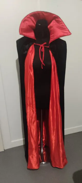 Disfraz de bruja y vampiro