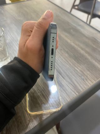 iphonne 12pro en color azul 256gb 74bateria
