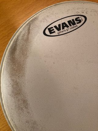 2 parches 10’. Parche Evans G1 y Parche resonante.