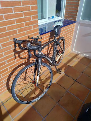 Bicicleta Carbono Guess