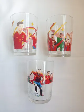 3 Vasos de cristal con jugadores de fútbol
