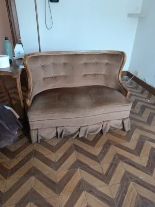 Última Oportunidad! Sofá de entrada pequeño antigu