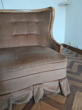 Última Oportunidad! Sofá de entrada pequeño antigu