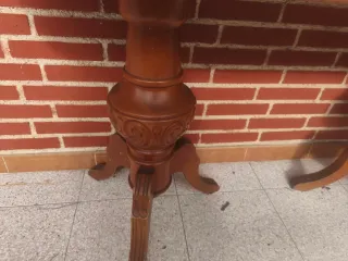 Mesa antigua plegable