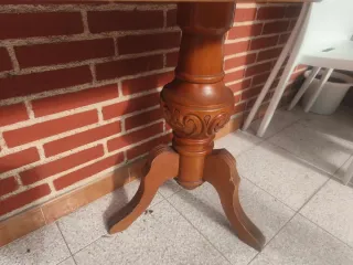 Mesa antigua plegable