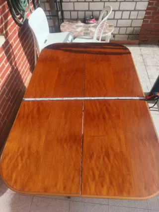 Mesa antigua plegable