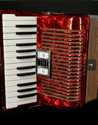 Acordeón Hohner Student Rojo