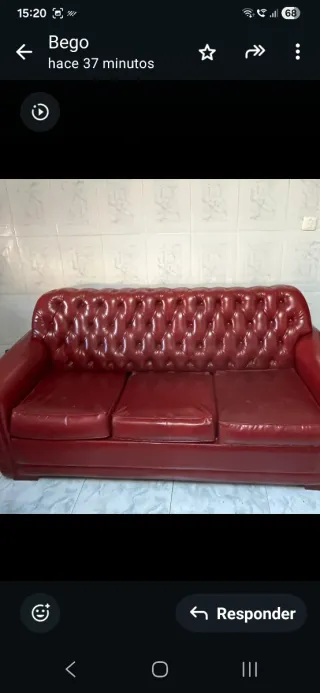 Sofá cama Vintage Piel Rojo Años 80 .