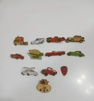 Lote 125 pines de temáticas (Ver Fotos y Anuncio)