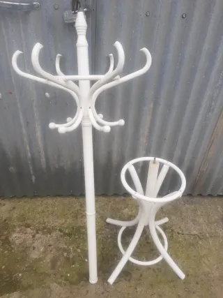 Perchero madera 185 cm de alto