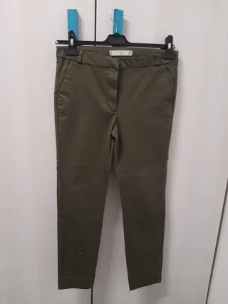 Pantalón Mango verde oliva