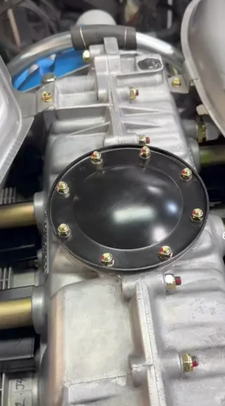 Zincado y Restauración de tornillos, soportes, eje