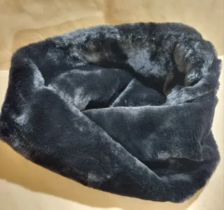 Scaldacollo in pelliccia RegalWear nero