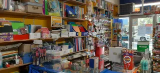 Traspaso librería papelería Sant Martí.  Barcelona