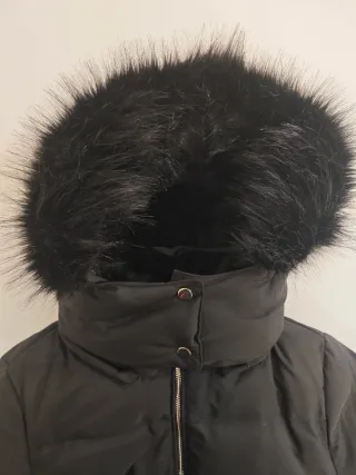 Abrigo acolchado ZARA negro – Talla M Buen Estado