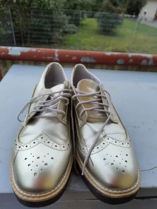 Scarpe donna oro eleganti