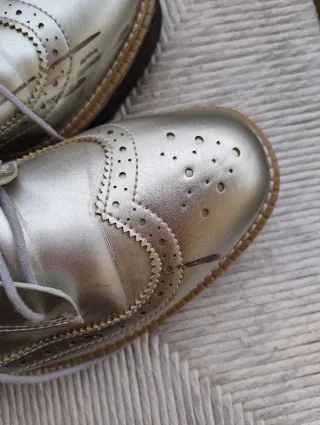 Scarpe donna oro eleganti