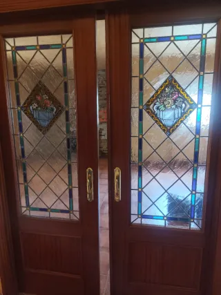 Puertas correderas con vidrieras