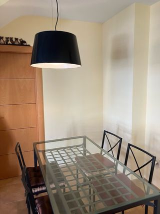 Mesa+4 sillas+Lámpara