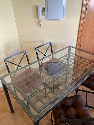 Mesa+4 sillas+Lámpara