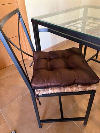 Mesa+4 sillas+Lámpara